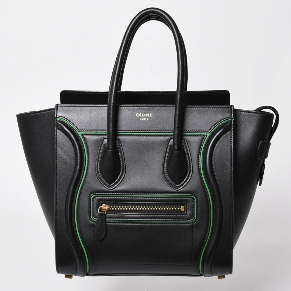 Very Good Condition CELINE Luggage Micro Shopper Shoulder Bag Handbag Black Calfskin Box Calf Gold Hardware 177423AAA Out of Print Used 4a002087