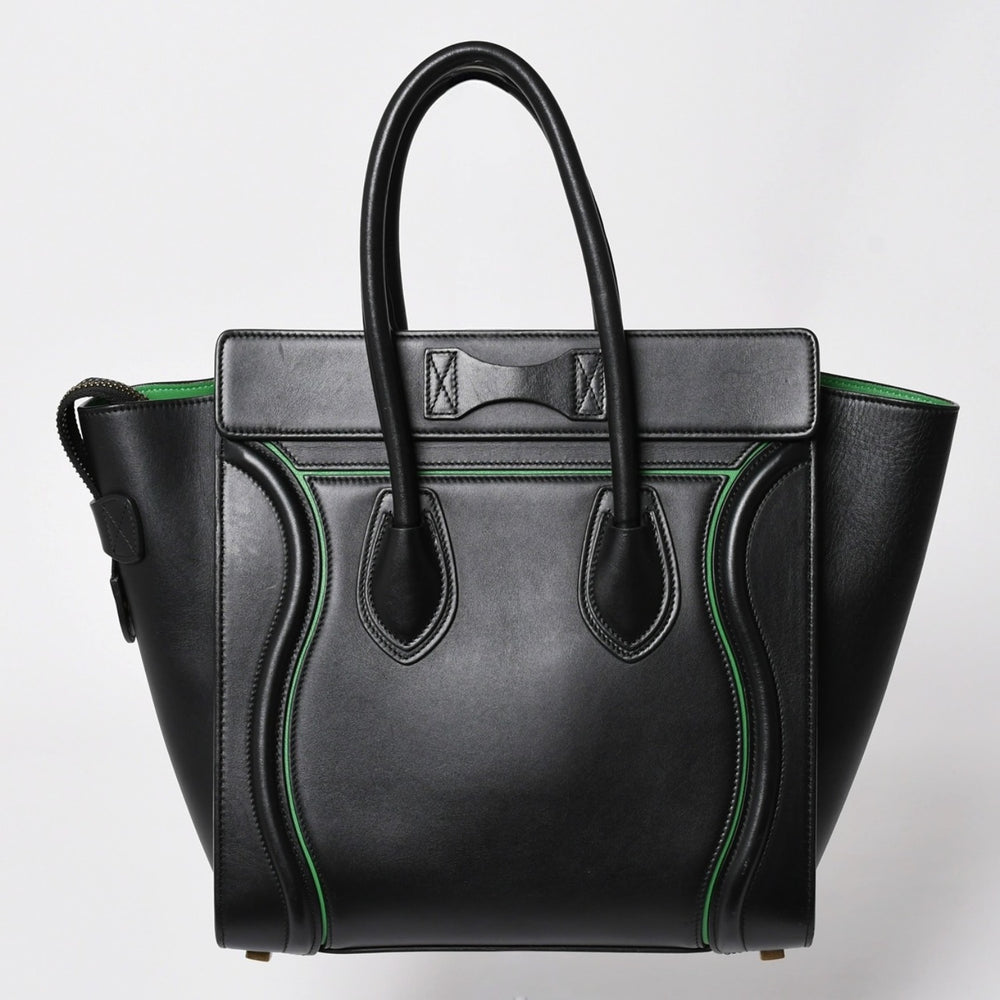 Very Good Condition CELINE Luggage Micro Shopper Shoulder Bag Handbag Black Calfskin Box Calf Gold Hardware 177423AAA Out of Print Used 4a002087