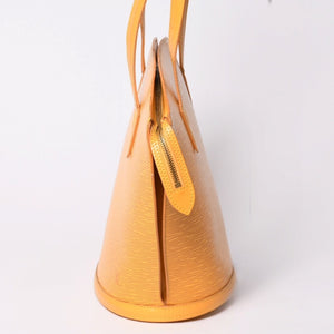 Very good condition LOUIS VUITTON Saint-Jacques handbag M52269 Epi leather yellow gold hardware used 4a002382