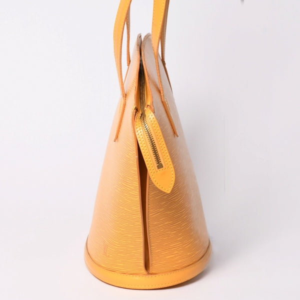 Very good condition LOUIS VUITTON Saint-Jacques handbag M52269 Epi leather yellow gold hardware used 4a002382