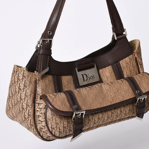 Christian Dior Trotter Canvas Street Chic Shoulder Bag Trotter Pattern Beige Brown 13-BM-0075 Monogram Good Condition Used 4a002101