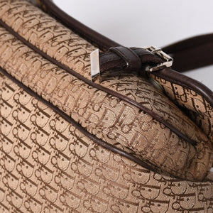 Christian Dior Trotter Canvas Street Chic Shoulder Bag Trotter Pattern Beige Brown 13-BM-0075 Monogram Good Condition Used 4a002101