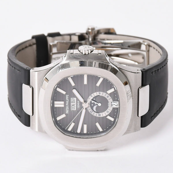 Very Good Condition PATEK PHILIPPE Patek Philippe Nautilus 5711G-001 Nautilus Black Dial SS Watch 2020 Guarantee Included Used 4a002318