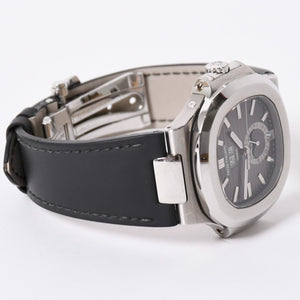Very Good Condition PATEK PHILIPPE Patek Philippe Nautilus 5711G-001 Nautilus Black Dial SS Watch 2020 Guarantee Included Used 4a002318