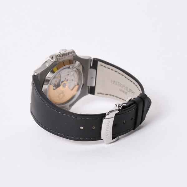 Very Good Condition PATEK PHILIPPE Patek Philippe Nautilus 5711G-001 Nautilus Black Dial SS Watch 2020 Guarantee Included Used 4a002318