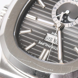 Very Good Condition PATEK PHILIPPE Patek Philippe Nautilus 5711G-001 Nautilus Black Dial SS Watch 2020 Guarantee Included Used 4a002318