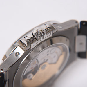 Very Good Condition PATEK PHILIPPE Patek Philippe Nautilus 5711G-001 Nautilus Black Dial SS Watch 2020 Guarantee Included Used 4a002318