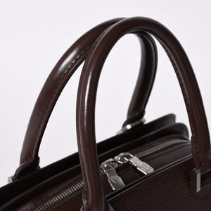 Very Good Condition LOUIS VUITTON Epi Pont Neuf Handbag M5205D Epi Leather Mocha Silver Hardware Used 4a002104