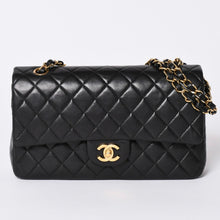画像をギャラリービューアに読み込む, 極美品 CHANEL シャネル マトラッセ25 Wフラップ Wチェーンショルダーバッグ 7番台 ココマーク ラムスキン ブラック ゴールド金具 中古 4a000622