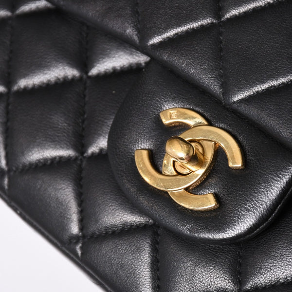 極美品 CHANEL シャネル マトラッセ25 Wフラップ Wチェーンショルダーバッグ 7番台 ココマーク ラムスキン ブラック ゴールド金具 中古 4a000622