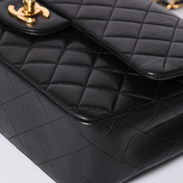 極美品 CHANEL シャネル マトラッセ25 Wフラップ Wチェーンショルダーバッグ 7番台 ココマーク ラムスキン ブラック ゴールド金具 中古 4a000622