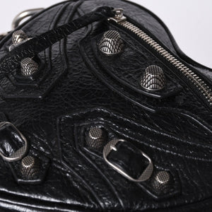 New and unused BALENCIAGA Le Cagole Heart Mini Bag Le Cagole Heart Mini Chain Shoulder Bag 722781 Used 4a001660