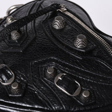 画像をギャラリービューアに読み込む, 新品未使用 BALENCIAGA バレンシアガ Le Cagole Heart Mini Bag ル カゴール ハート ミニチェーンショルダーバッグ 722781 中古 4a001660