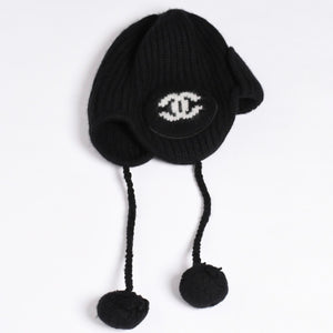 New and unused CHANEL 26AW flight cap pilot cap with bonbon knit cap AAB271 here mark cashmere silk black used 4a001771
