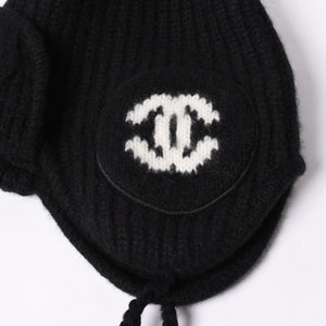 New and unused CHANEL 26AW flight cap pilot cap with bonbon knit cap AAB271 here mark cashmere silk black used 4a001771