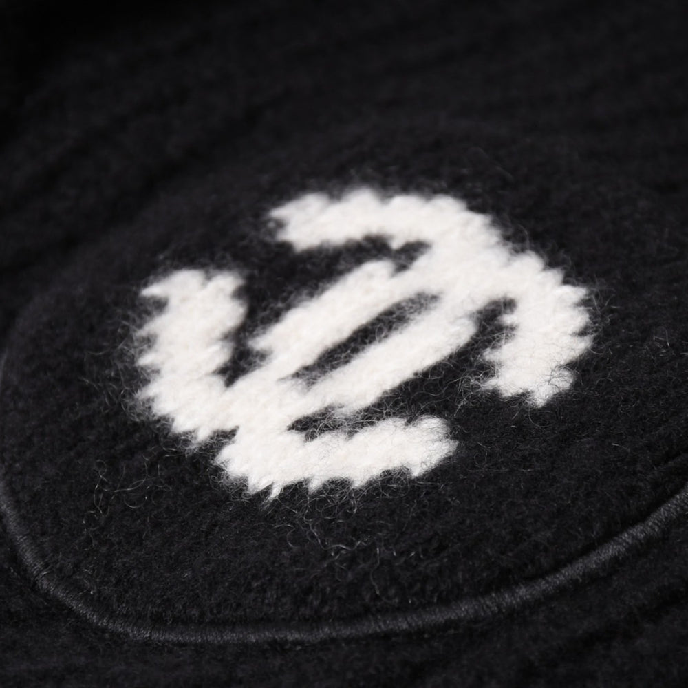 New and unused CHANEL 26AW flight cap pilot cap with bonbon knit cap AAB271 here mark cashmere silk black used 4a001771