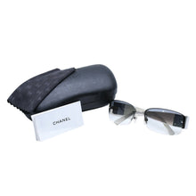 画像をギャラリービューアに読み込む, 極美品 CHANEL シャネル ハーフリム サングラス 4117-B c.124/8G サイズ62□16 125 ココマーク 玉虫カラー ラインストーン 中古 4a002131