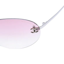 Load image into Gallery viewer, 極美品 CHANEL シャネル リムレス ピンクレンズ シルバーフレーム 4013 59◻︎16 130 ピンク シルバー 中古 4a002452