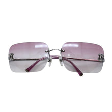 画像をギャラリービューアに読み込む, 極美品 CHANEL シャネル Sunglasses サングラス リムレス サイドラインストーンココマーク ピンク シルバーフレーム 4017-D 中古 4a002449
