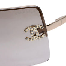 Load image into Gallery viewer, CHANEL シャネル ハーフリム サングラス アイウェア 4092-B c.125/12 サイズ62□15 120 ココマーク ラインストーン ゴールド 美品 中古 4a002137
