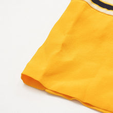 Load image into Gallery viewer, 極美品 STUDIO 0001 BY FERRE スタジオゼロゼロゼロワンバイフェレ Vネック半袖カットソー 刺繍ワッペン Tシャツ イエロー ブラック 中古 4a002143