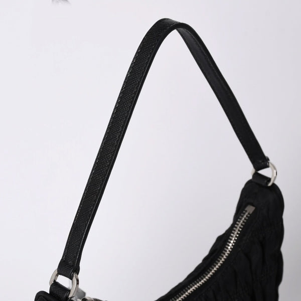 Very Good Condition PRADA Hobo One Shoulder Bag 1NE204 Triangle Logo Triangle Logo Plate Nylon Black Used 4a001931