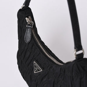 Very Good Condition PRADA Hobo One Shoulder Bag 1NE204 Triangle Logo Triangle Logo Plate Nylon Black Used 4a001931