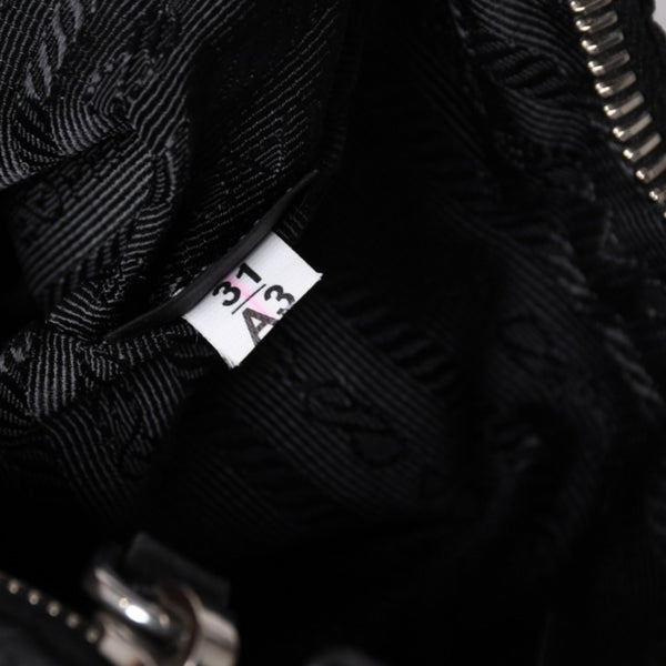 Very Good Condition PRADA Hobo One Shoulder Bag 1NE204 Triangle Logo Triangle Logo Plate Nylon Black Used 4a001931