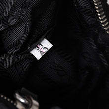 画像をギャラリービューアに読み込む, 極美品 PRADA プラダ ホーボー ワンショルダーバッグ 1NE204 トライアングルロゴ 三角ロゴプレート ナイロン ブラック 中古 4a001931