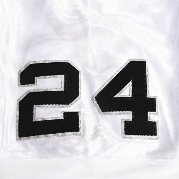 新品同様 Mitchell&Ness ミッチェルアンドネス オーセンティックユニフォーム オークランドレイダース チャールズウッドソン 2002年 スーパーボウル 背番号24 ホワイト ブラック 中古 4a002225