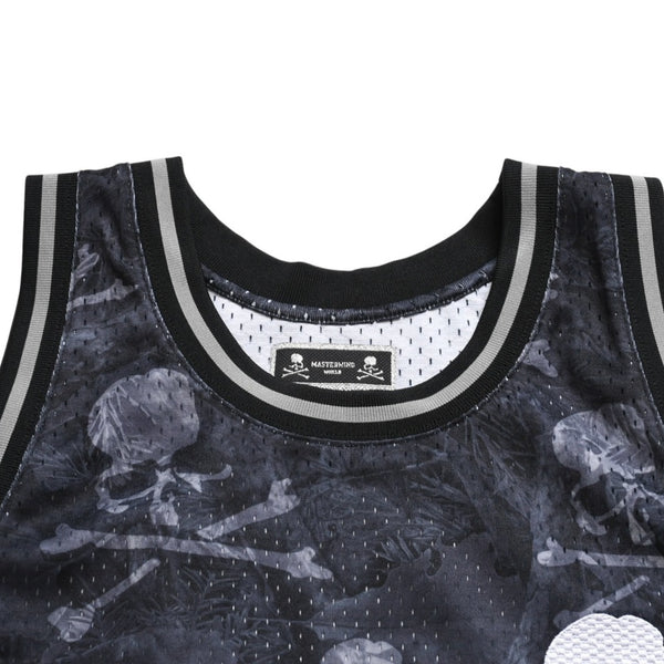 新品同様 Mitchell&Ness ミッチェルアンドネス × マスターマインドワールド コラボレーション ワールドプリントタンクトップ ノースリーブ スカル ボーン カモフラージュ Lサイズ 中古 4a002235