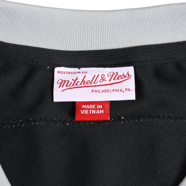新品同様 Mitchell&Ness ミッチェルアンドネス 50th Anniversary of Hip-Hop Ruff Rydersフットボールジャージ ラフライダース ブラック グレー XLサイズ 中古 4a002267