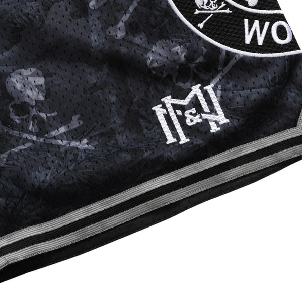 Like new Mitchell&Ness Mitchell &amp; Ness x mastermind world collaboration printed shorts, half pants, shorts, skull and bone camouflage, size L, used, 4a002260