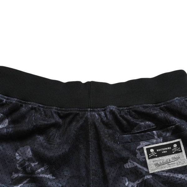 Like new Mitchell&Ness Mitchell &amp; Ness x mastermind world collaboration printed shorts, half pants, shorts, skull and bone camouflage, size L, used, 4a002260
