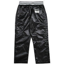 Load image into Gallery viewer, 新品同様 Mitchell&amp;Ness x Mastermind world ミッチェルアンドネス × マスターマインドワールド TEAR PANTS サイズ L ブラック スカル 中古 4a002177