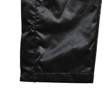 Load image into Gallery viewer, 新品同様 Mitchell&amp;Ness x Mastermind world ミッチェルアンドネス × マスターマインドワールド TEAR PANTS サイズ L ブラック スカル 中古 4a002177