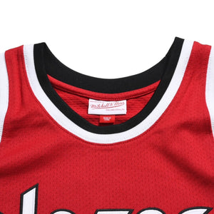 新品同様品 Mitchell&Ness ミッチェルアンドネス ポートランドトレイルブレイザーズ クライドドレクスラー 1983-84 スウィングマンユニフォーム Mサイズ 中古 4a002301