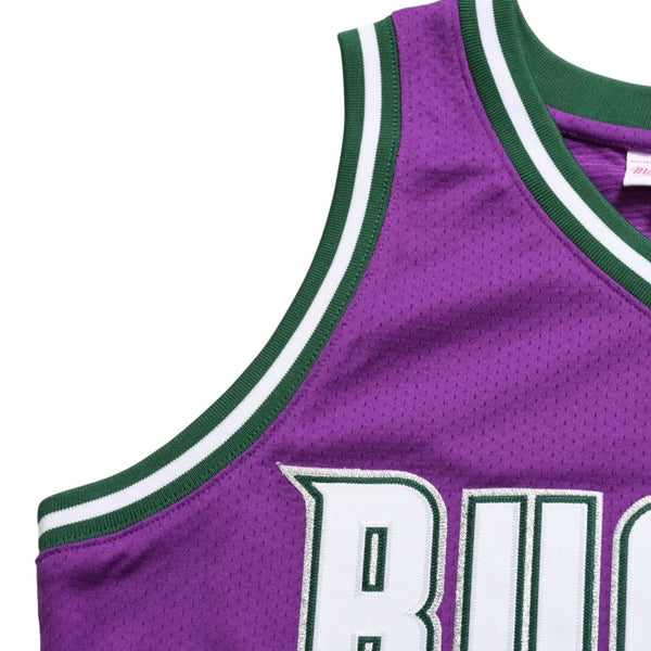 新品同様 Mitchell&Ness ミッチェルアンドネス ロードスウィングマンジャージ ミルウォーキーバックス 2000-01 Mサイズ パープル ホワイト グリーン 中古 4a002218