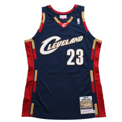 Like new Mitchell&Ness Mitchell &amp; Ness Cleveland Cavaliers LeBron James 2008-09 Swingman Jersey Navy M size Used 4a002210