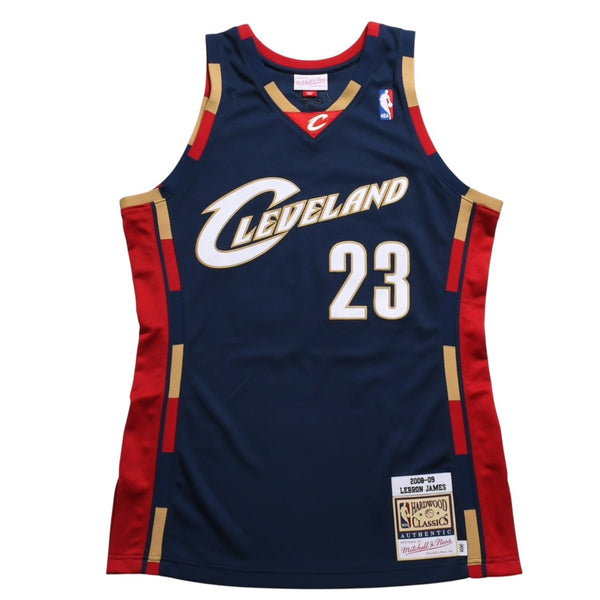 Like new Mitchell&Ness Mitchell &amp; Ness Cleveland Cavaliers LeBron James 2008-09 Swingman Jersey Navy M size Used 4a002210