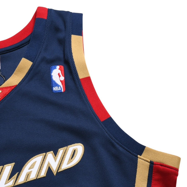 Like new Mitchell&Ness Mitchell &amp; Ness Cleveland Cavaliers LeBron James 2008-09 Swingman Jersey Navy M size Used 4a002210