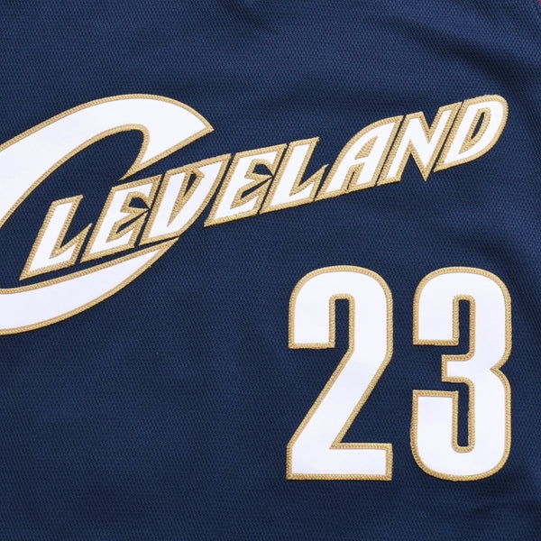 Like new Mitchell&Ness Mitchell &amp; Ness Cleveland Cavaliers LeBron James 2008-09 Swingman Jersey Navy M size Used 4a002210