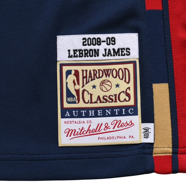 Like new Mitchell&Ness Mitchell &amp; Ness Cleveland Cavaliers LeBron James 2008-09 Swingman Jersey Navy M size Used 4a002210