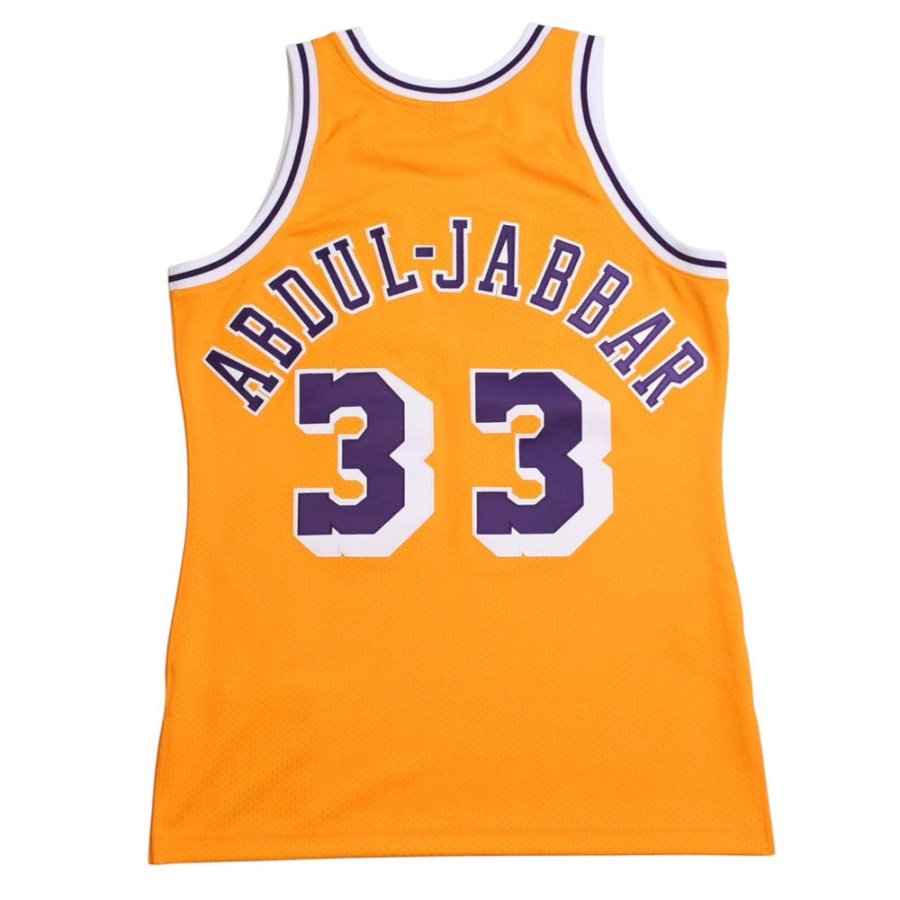 Like new Mitchell&Ness Mitchell &amp; Ness Los Angeles Lakers Kareem Abdul-Jabbar Swingman Jersey 1984-85 Size M Used 4a002287