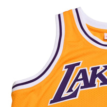 画像をギャラリービューアに読み込む, 新品同様品 Mitchell&amp;Ness ミッチェルアンドネス ロサンゼルスレイカーズ カリームアブドゥルジャバー スウィングマンジャージー 1984−85 Mサイズ 中古 4a002287