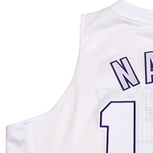 画像をギャラリービューアに読み込む, 新品同様品 Mitchell&amp;Ness ミッチェルアンドネス ロサンゼルスレイカーズ 2012 クリスマスデー スティーブナッシュ スウィングマンユニフォーム Lサイズ ホワイト 中古 4a002275