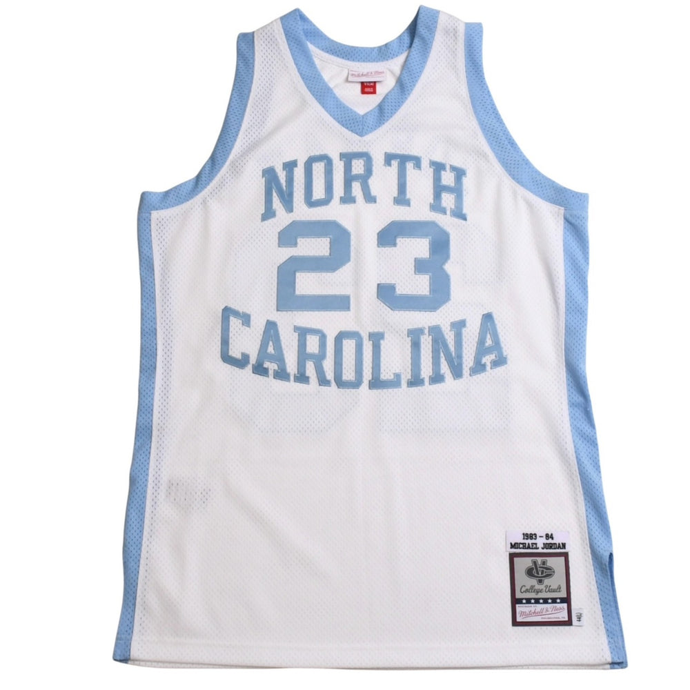 Like new Mitchell&Ness Mitchell &amp; Ness University of North Carolina Michael Jordan Uniform, North Carolina Blue, Size L, Used, 4a002311