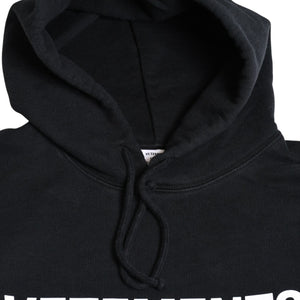 極美品 VETEMENTS ヴェトモン LIMITED EDITION ロゴパーカー プルオーバーフーディ オーバーサイズ ドロップショルダー ブラック Sサイズ 中古 4a003409