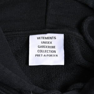 極美品 VETEMENTS ヴェトモン LIMITED EDITION ロゴパーカー プルオーバーフーディ オーバーサイズ ドロップショルダー ブラック Sサイズ 中古 4a003409