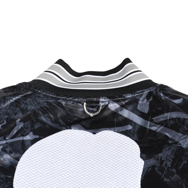 Like new Mitchell&Ness Mitchell &amp; Ness x mastermind world Printed Satin Jacket Skull Bone Camouflage Size L Used 4a002179
